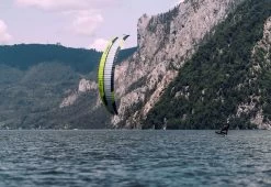 FLYSURFER VMG V2 11 FLYSURFER VMG V2 -Magasin De Kitesurf flysurfer vmg v2 4